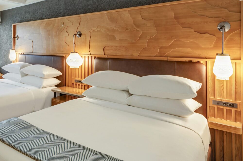 Queen Guest Room