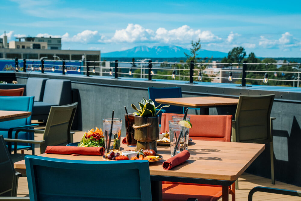SUMMITMEDIA WILDBIRCH DECK85TASTING 32